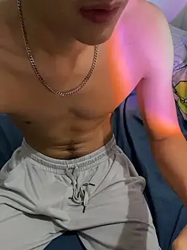 Snapshot of Myke_hotxxx chatting on November 7, 2025, 3:44 am Myke hotxxx online show from November 7, 2025, 3:44 am