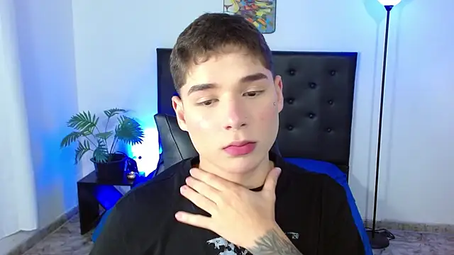 Snapshot of Mattass18 chatting on February 11, 2026, 1:11 pm Mattass18 online show from February 11, 2026, 1:11 pm