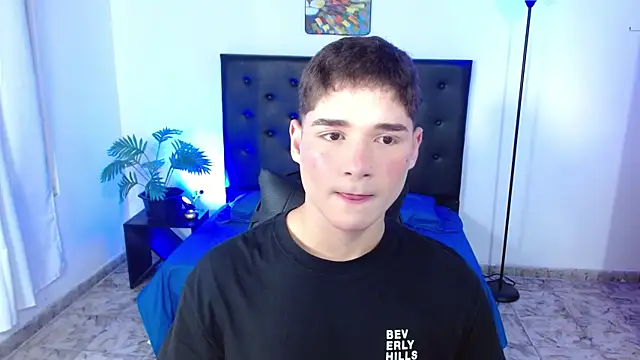 Snapshot of Mattass18 chatting on February 3, 2026, 1:27 pm Mattass18 online show from February 3, 2026, 1:27 pm