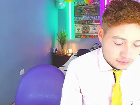 Latin boysxxxx online show from October 28, 2025, 4:13 am