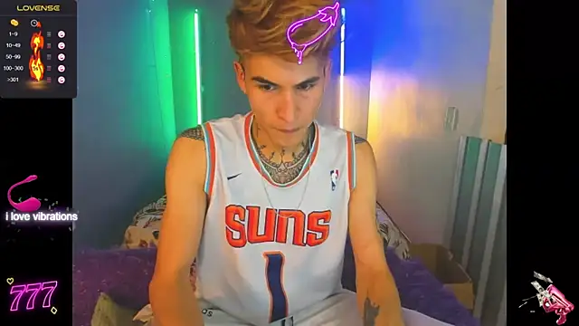 Snapshot of Latin_boysxxxx chatting on March 27, 2026, 11:38 pm Latin boysxxxx online show from March 27, 2026, 11:38 pm