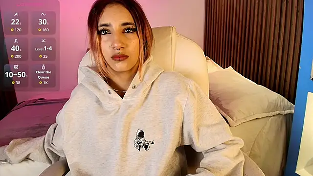 CassidyEvans online show from December 18, 2025, 11:36 am