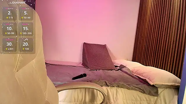 CassidyEvans online show from December 16, 2025, 11:47 am