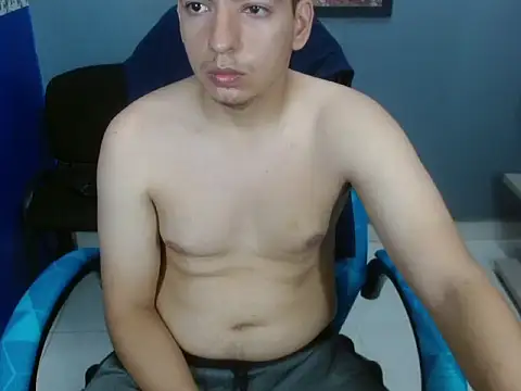 Snapshot of Axel_Stones_ chatting on November 2, 2025, 2:11 pm Axel Stones online show from November 2, 2025, 2:11 pm