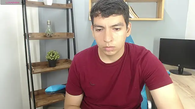 Snapshot of Axel_Stones_ chatting on October 16, 2025, 2:36 pm Axel Stones online show from October 16, 2025, 2:36 pm