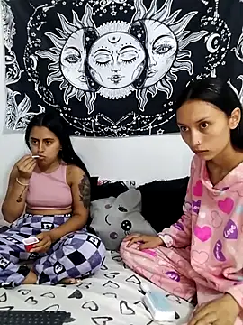 abby n emily online show from April 9, 2026, 3:18 pm