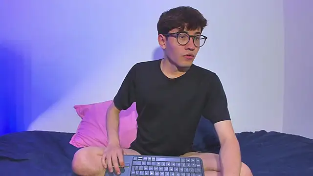 dani angel dark online show from November 15, 2025, 12:58 am