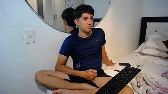 Snapshot of Dravith_Valery chatting on November 21, 2025, 3:38 am Dravith Valery online show from November 21, 2025, 3:38 am