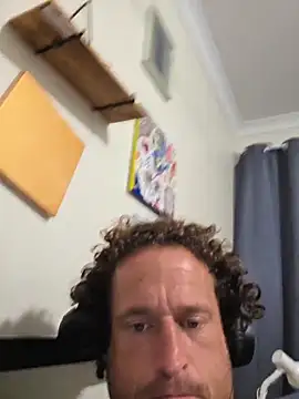 Snapshot of shainnfk chatting on February 14, 2026, 5:57 pm shainnfk online show from February 14, 2026, 5:57 pm