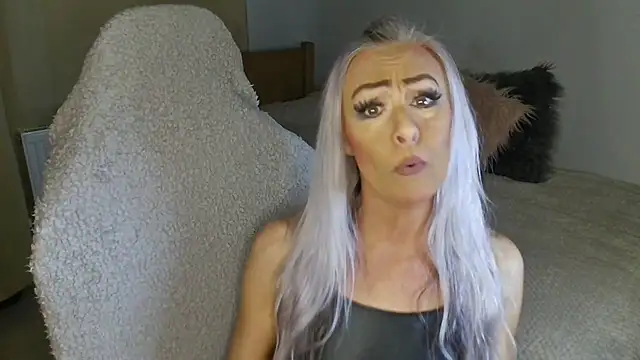 TheOGMiaMystique online show from April 14, 2026, 4:45 pm