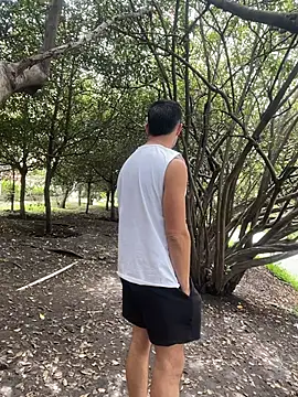 Leonardmoppet online show from November 23, 2025, 5:12 pm