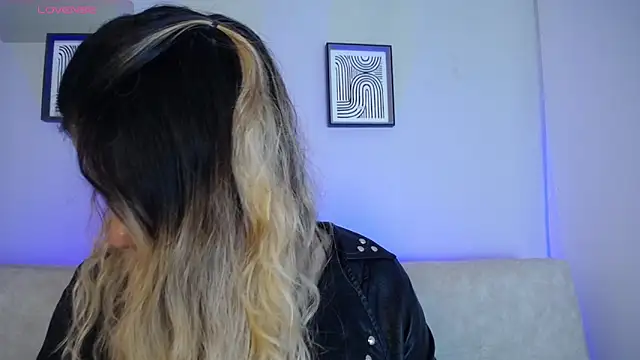 Sweet Bella Valery online show from March 9, 2026, 11:19 pm