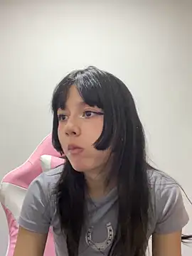 AnaisXoXo online show from November 14, 2025, 8:23 pm