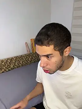 Snapshot of chucky_karla chatting on February 3, 2026, 4:32 am chucky karla online show from February 3, 2026, 4:32 am