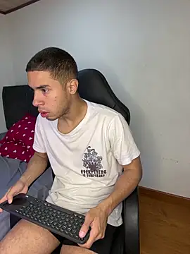 Snapshot of chucky_karla chatting on February 13, 2026, 6:35 am chucky karla online show from February 13, 2026, 6:35 am