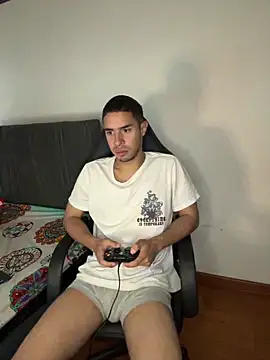 Snapshot of chucky_karla chatting on February 15, 2026, 2:05 pm chucky karla online show from February 15, 2026, 2:05 pm