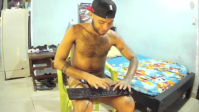 Snapshot of AXionX chatting on October 19, 2025, 5:43 am AXionX online show from October 19, 2025, 5:43 am