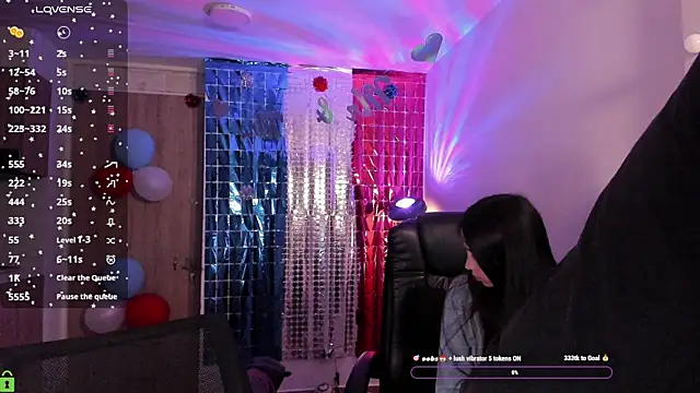 Snapshot of Mikeyvioleta_ chatting on July 24, 2026, 4:52 am Mikeyvioleta online show from July 24, 2026, 4:52 am