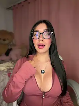 Snapshot of MiaSofia__ chatting on May 24, 2026, 4:45 am MiaSofia online show from May 24, 2026, 4:45 am