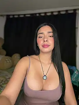 Snapshot of MiaSofia__ chatting on July 14, 2026, 4:39 am MiaSofia online show from July 14, 2026, 4:39 am