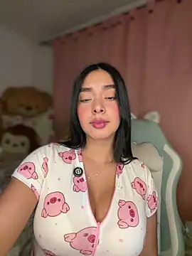 Snapshot of MiaSofia__ chatting on May 27, 2026, 3:47 am MiaSofia online show from May 27, 2026, 3:47 am