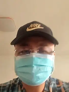 caige8888 online show from October 18, 2025, 7:10 am