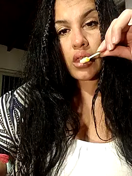 Sexylips200 online show from October 23, 2025, 7:18 am