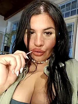 Sexylips200 online show from November 21, 2025, 2:10 am