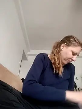 SandyCassie online show from March 20, 2026, 7:20 am