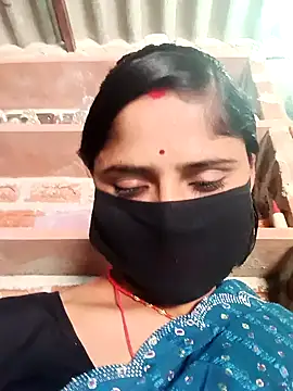 Snapshot of Rajni_chauhan chatting on March 4, 2026, 7:27 am Rajni chauhan online show from March 4, 2026, 7:27 am