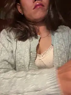 Snapshot of Saomai25 chatting on December 14, 2025, 8:14 pm Saomai25 online show from December 14, 2025, 8:14 pm