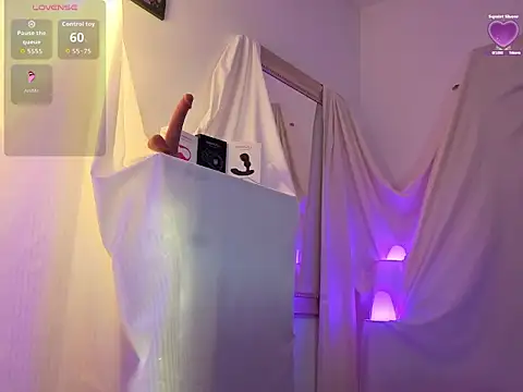 Snapshot of Yamilk101 chatting on November 29, 2025, 5:07 am Yamilk101 online show from November 29, 2025, 5:07 am