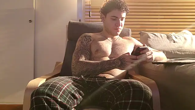 KevinWolf777 online show from April 24, 2026, 3:30 am
