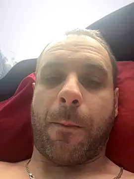 Snapshot of AndyLynn chatting on November 1, 2025, 12:32 pm AndyLynn online show from November 1, 2025, 12:32 pm