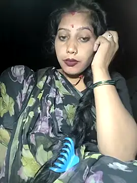 Snapshot of Ragni_bhargav chatting on October 15, 2025, 4:15 pm Ragni bhargav online show from October 15, 2025, 4:15 pm