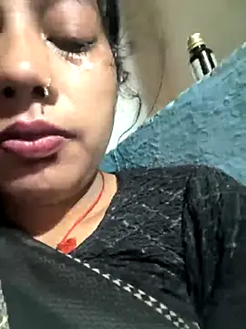 Snapshot of Ragni_bhargav chatting on December 17, 2025, 8:58 pm Ragni bhargav online show from December 17, 2025, 8:58 pm