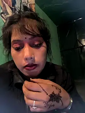 Snapshot of Ragni_bhargav chatting on October 17, 2025, 3:47 pm Ragni bhargav online show from October 17, 2025, 3:47 pm