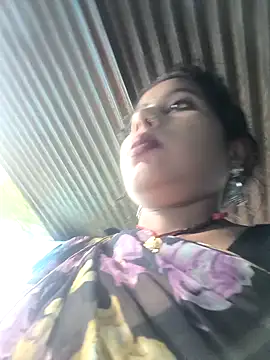 Snapshot of Ragni_bhargav chatting on October 31, 2025, 2:52 am Ragni bhargav online show from October 31, 2025, 2:52 am