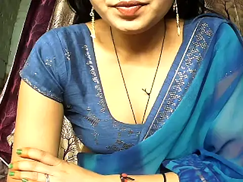 Snapshot of diksha--s chatting on December 4, 2025, 10:14 am diksha--s online show from December 4, 2025, 10:14 am
