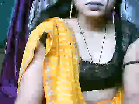 Snapshot of diksha--s chatting on November 17, 2025, 10:58 pm diksha--s online show from November 17, 2025, 10:58 pm