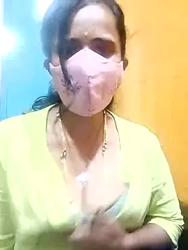 Snapshot of Deepa_telugu chatting on October 27, 2025, 6:20 pm Deepa telugu online show from October 27, 2025, 6:20 pm