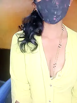 Snapshot of Deepa_telugu chatting on October 30, 2025, 5:17 am Deepa telugu online show from October 30, 2025, 5:17 am