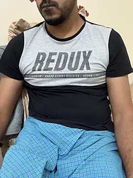 Handsome8677 online show from February 26, 2026, 10:15 am