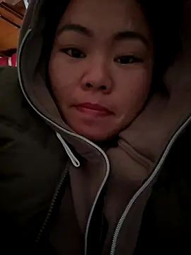 Snapshot of panda-bae chatting on November 20, 2025, 2:12 am panda-bae online show from November 20, 2025, 2:12 am