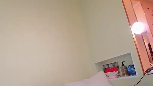 Emma Blaze online show from October 23, 2025, 6:12 am