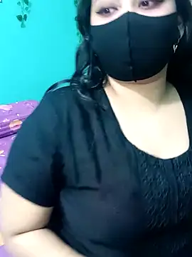 Snapshot of Porimoni22 chatting on May 4, 2026, 8:44 pm Porimoni22 online show from May 4, 2026, 8:44 pm