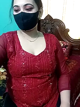 Snapshot of Porimoni22 chatting on February 18, 2026, 9:28 am Porimoni22 online show from February 18, 2026, 9:28 am