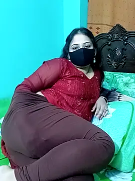 Snapshot of Porimoni22 chatting on November 27, 2025, 11:43 am Porimoni22 online show from November 27, 2025, 11:43 am