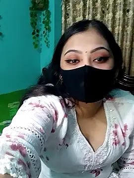 Porimoni22 online show from April 8, 2026, 8:32 pm