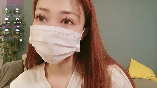 Akagami Nana online show from October 30, 2025, 3:27 am